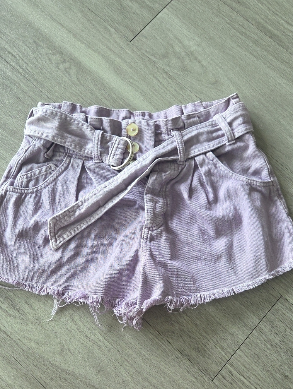 We The Free Size XS. Lilac Belted Raw Hem Shorts